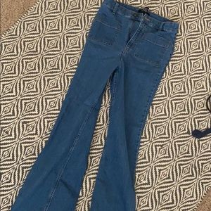 High wasted flared jeans
